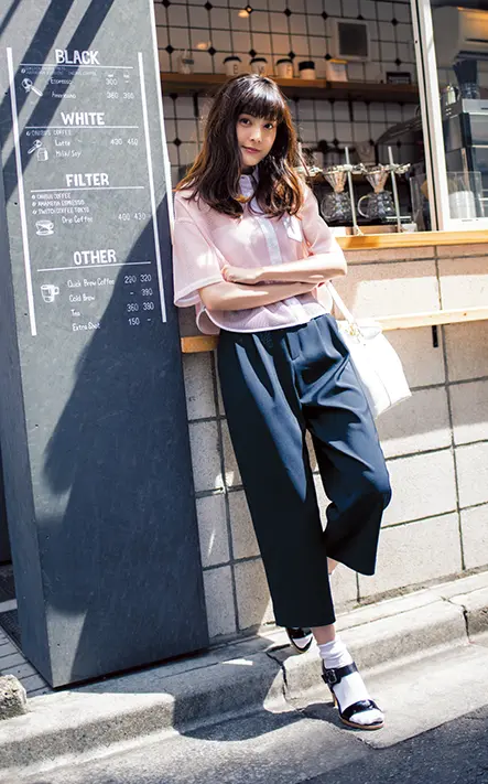 【今日のコーデ】女子会はトレンド感いっぱいのシルエット&足元コーデで差をつける!_1