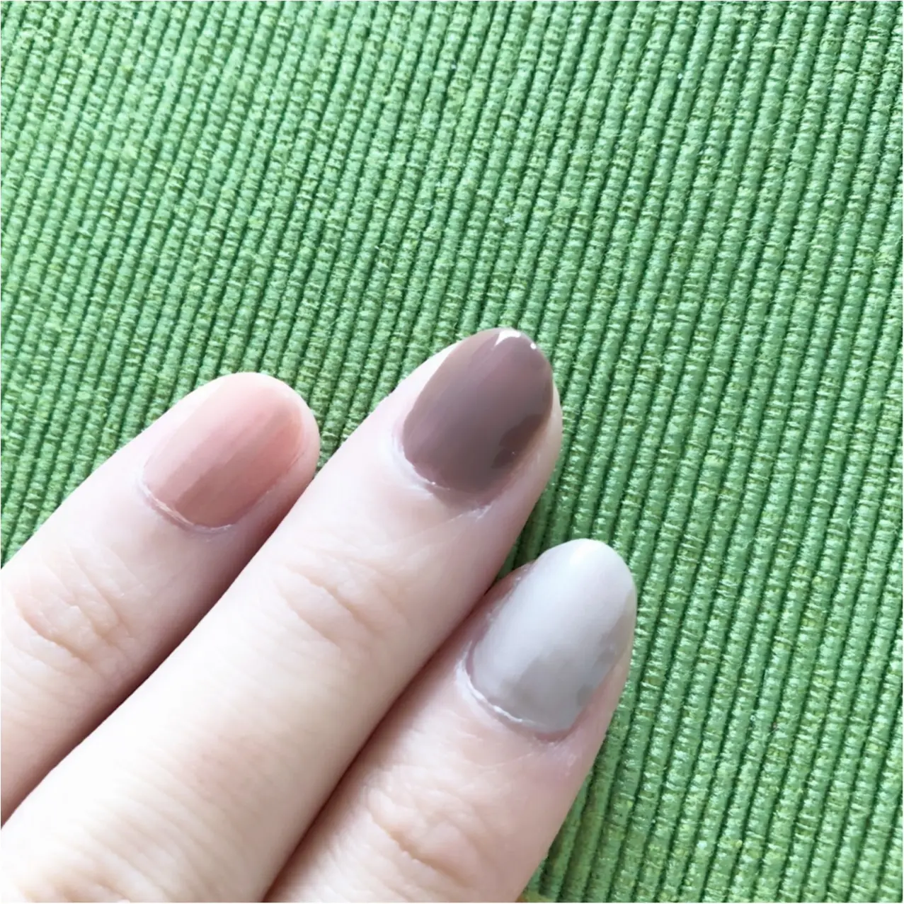 実は簡単!秋冬にぴったり【レオパード柄セルフネイル】_2