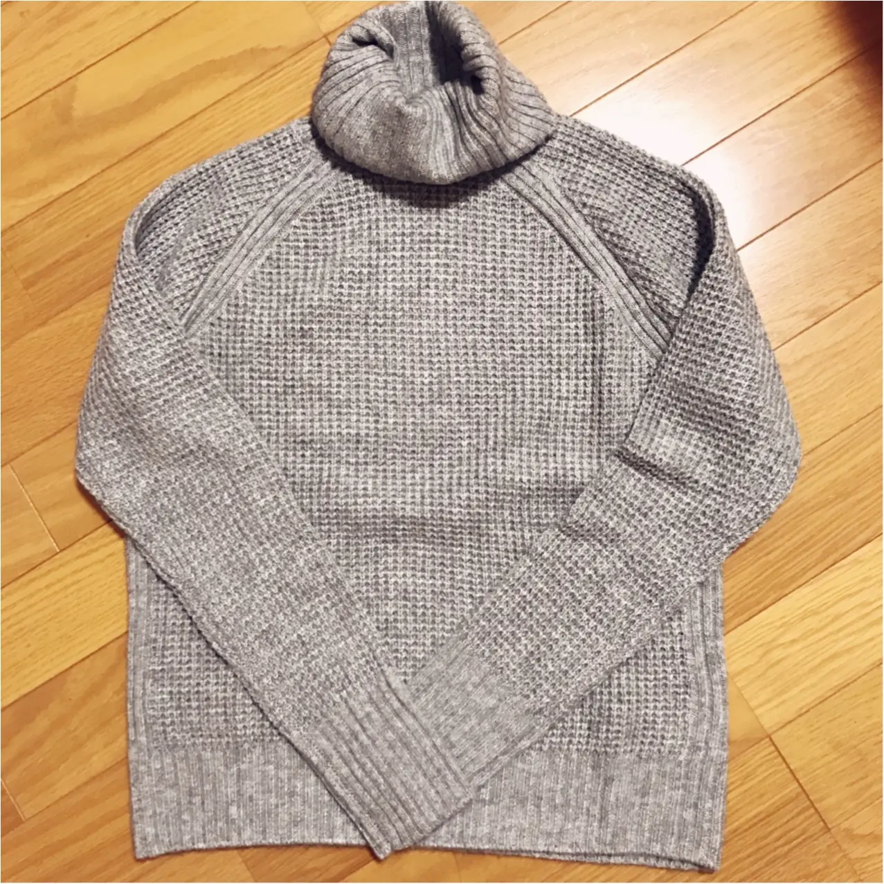 UNIQLOの《カシミヤブレンドタートルネックセーター》がプチプラなのに優秀すぎる♡_1