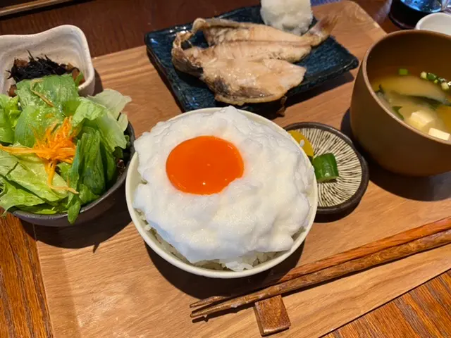 【鎌倉】SNSで話題のカフェ!《江ノ電を見ながら絶品ご飯》_2
