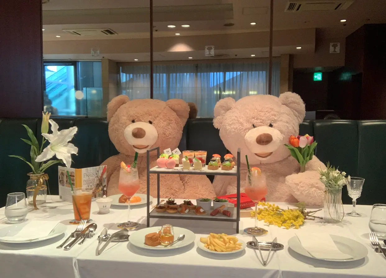 【夏季限定のアフタヌーンティー】くまたちと楽しむピーチアフタヌーンティーセット_2
