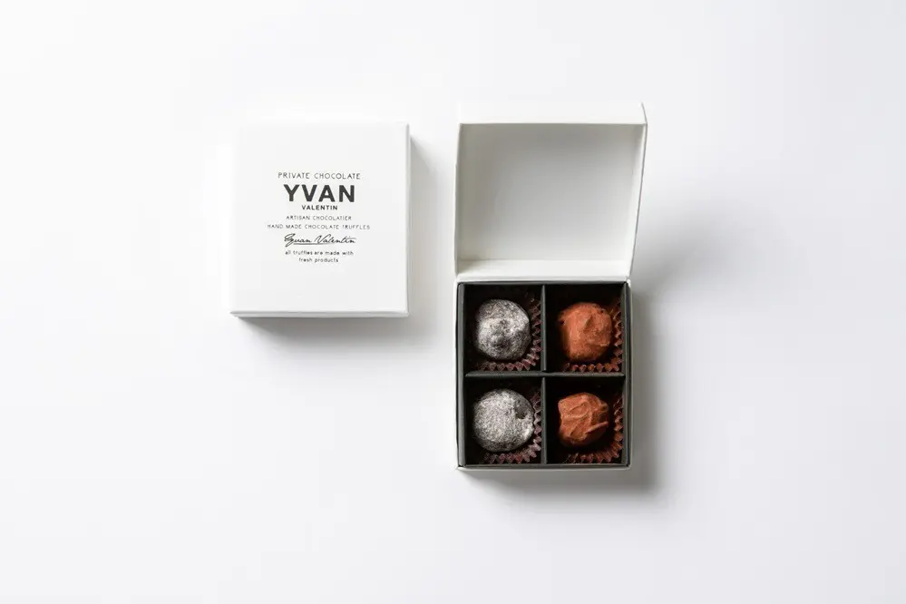 『イヴァン・ヴァレンティン』の「2022年限定トリュフ 4個入り（各2個入り）」