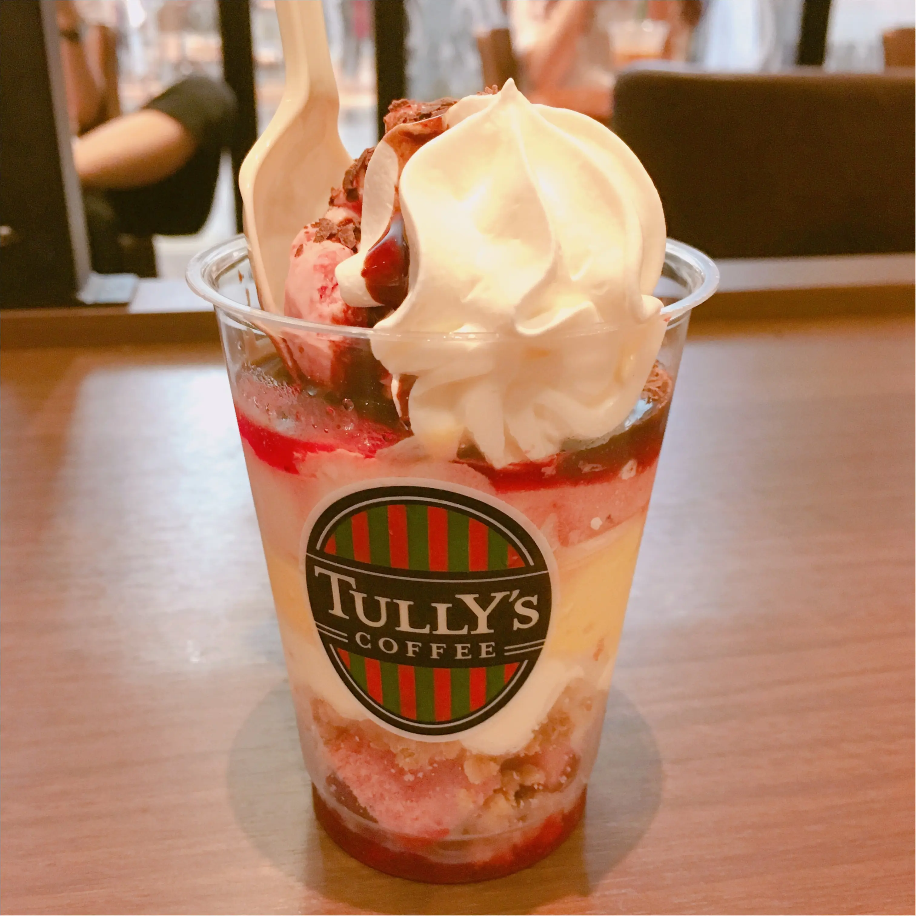 もう食べた? 7種類の層になったタリーズの新作スイーツ♡ 《 T's パフェバート 》 が発売中♪_1