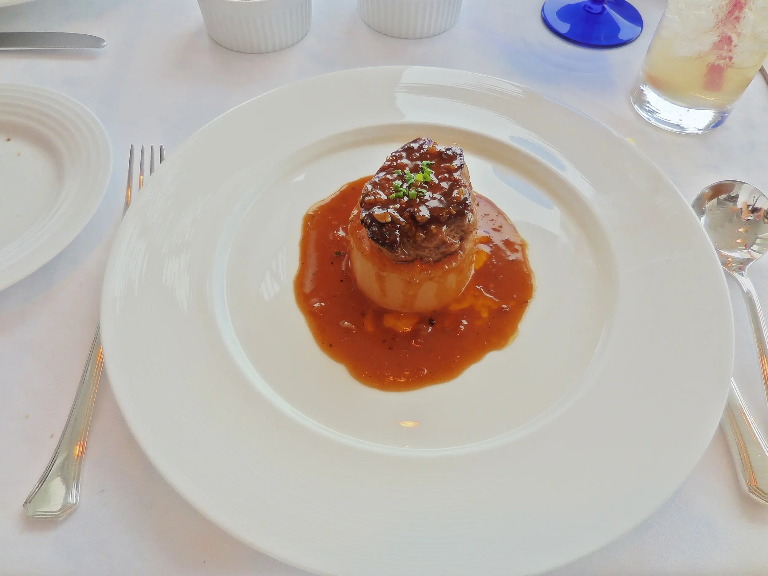 家で真似たい!料理に合わせたお皿が欲しくなる♡ホテルの料理_7