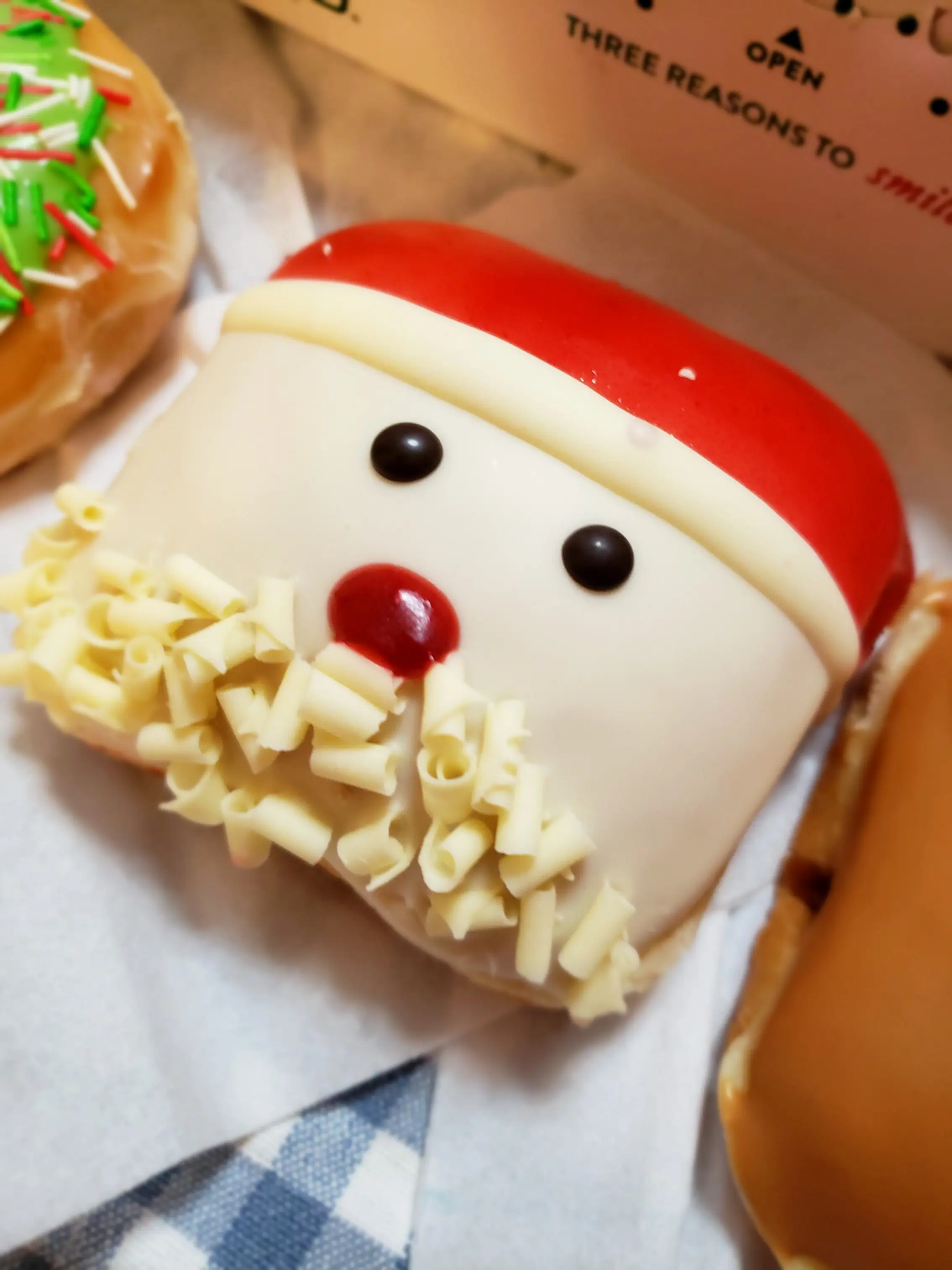 【Krispy Kreme DOUGHNUTS】かわいいドーナツでクリスマス気分♪_4