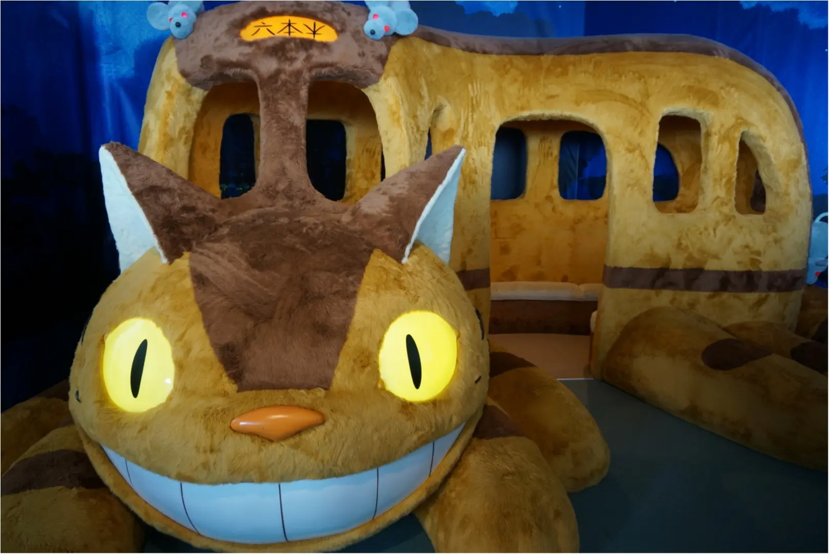 次のお出かけスポットはここで決まり!猫バスに乗ろう♪子供から大人まで大興奮の【ジブリの大博覧会】(^_^)/_2
