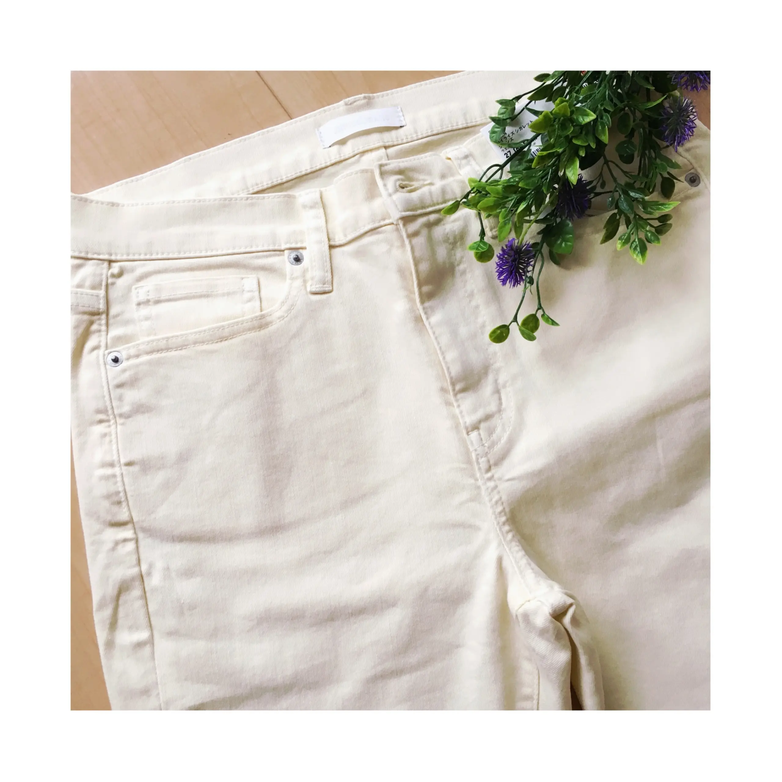 《今季使える★キレイ色のイエローが大特価!》【UNIQLO】のワゴンセールでハイライズシガレットジーンズを¥990+税でゲットしました❤️_3