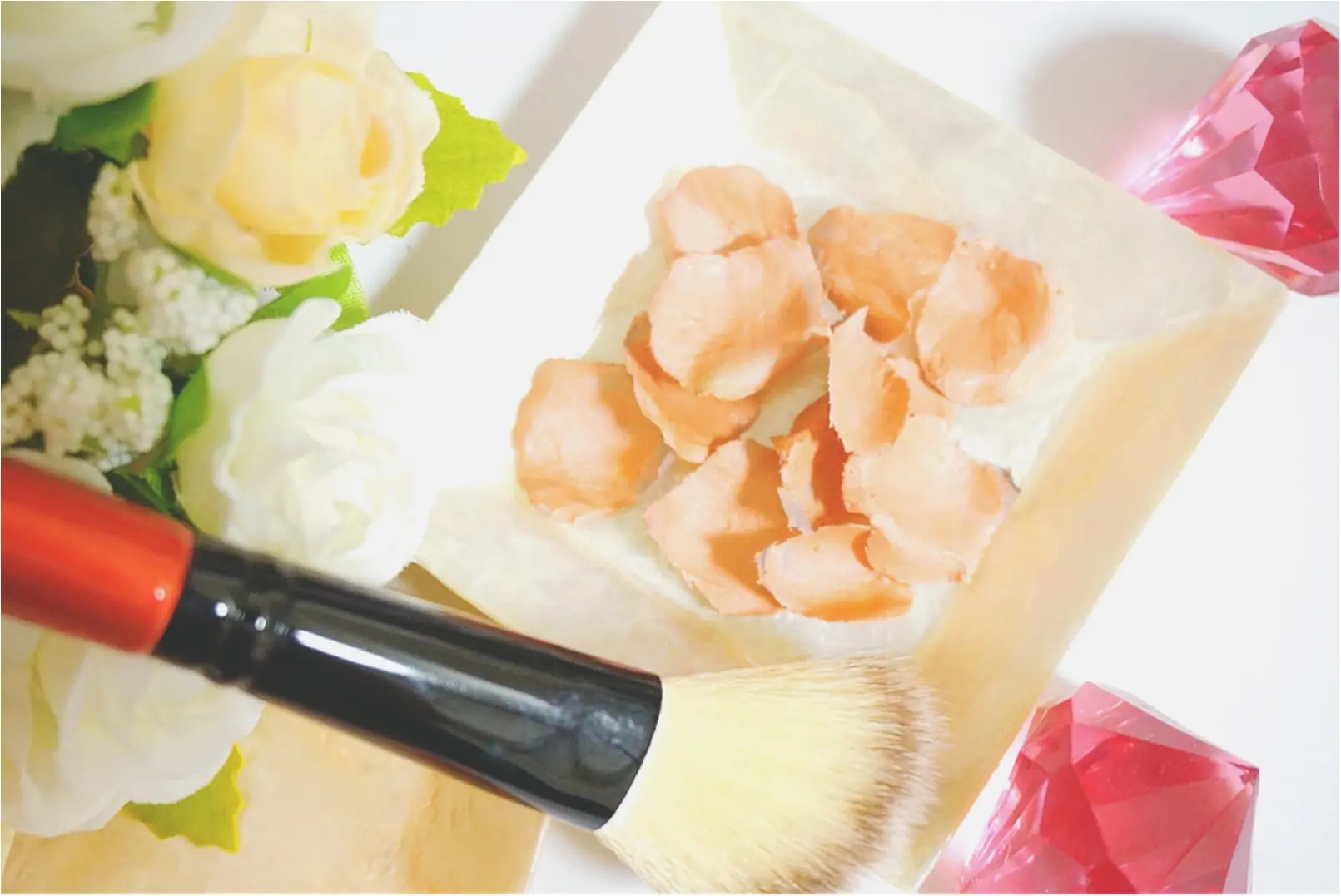 割れたチークを可愛くdiy 話題の 女子力アップコスメ を作ってみました Moreインフルエンサーズブログ Daily More