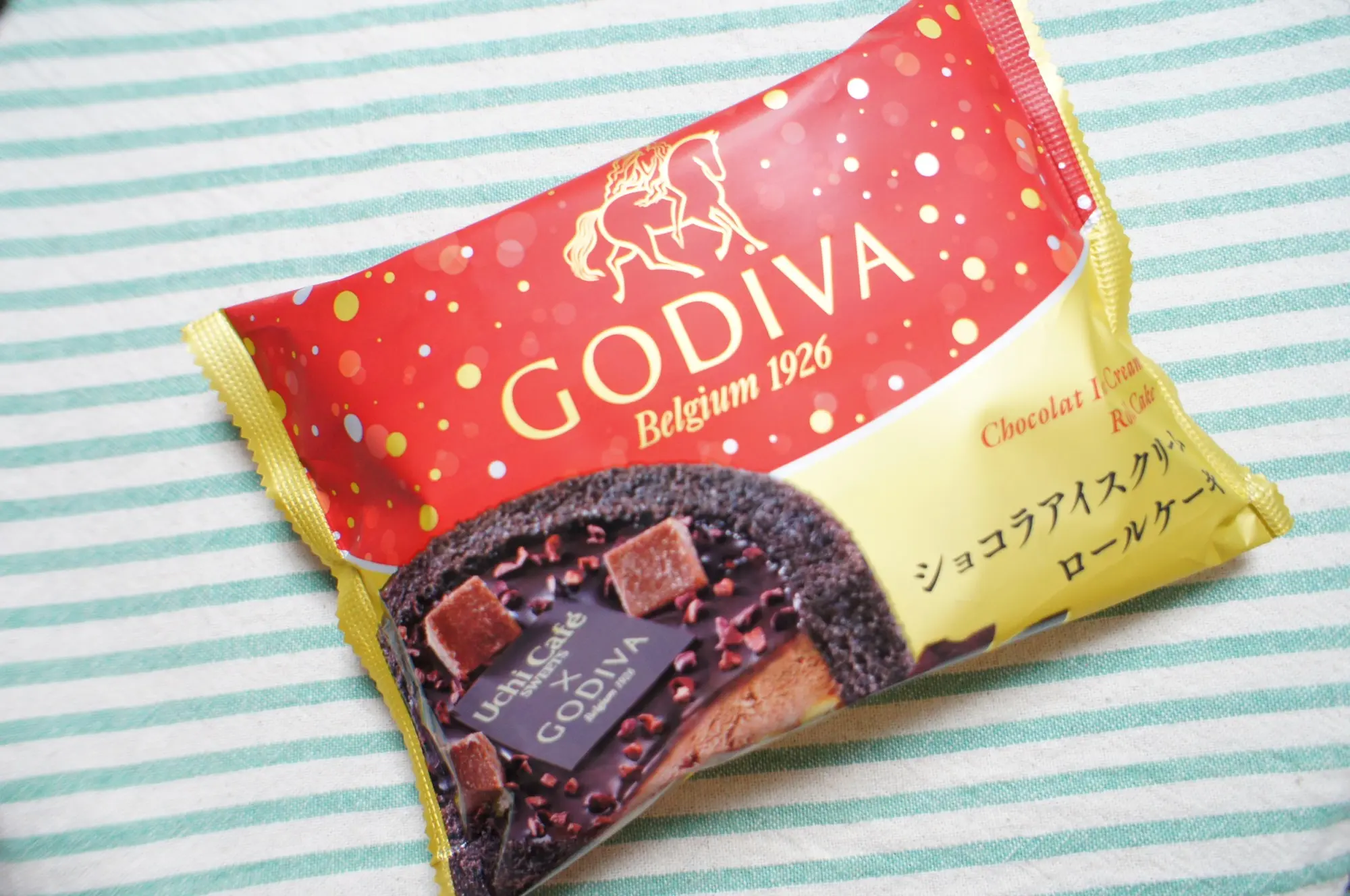 大人気 コラボスイーツ Lawson Godiva ショコラアイスクリームロールケーキが絶品 Moreインフルエンサーズブログ Daily More