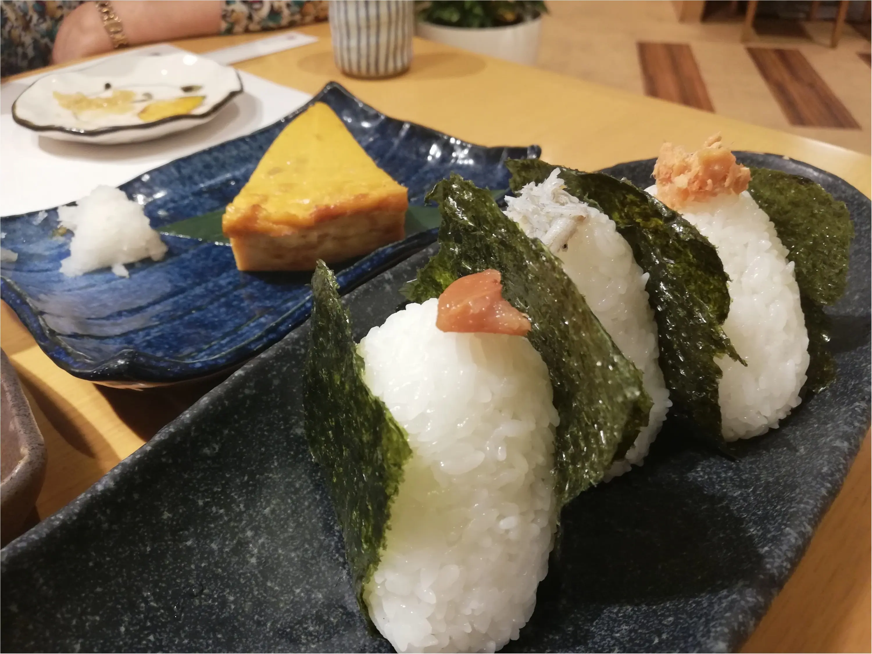 仕立屋でよるごはん~いろんなものを少しずつ頼むのがいちばん楽しい~_2