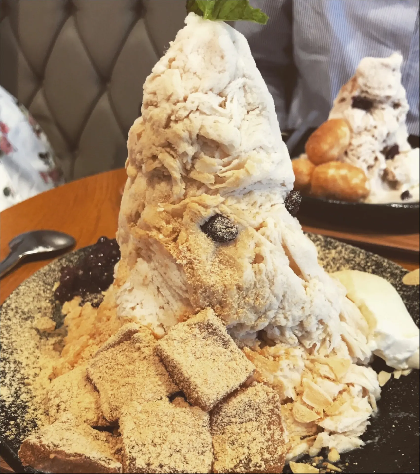 【暑い夏におすすめかき氷】フォトジェニックなふわひやデザートかき氷、一人一個いけちゃいます_3