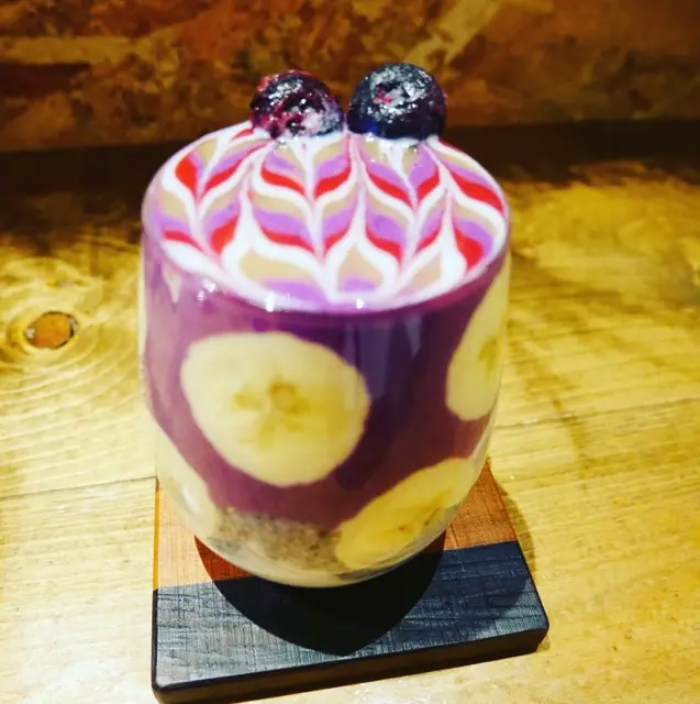 ≪大阪≫にある【JTRRD CAFFE】のスムージーがフォトジェニックでとってもかわいい!_2