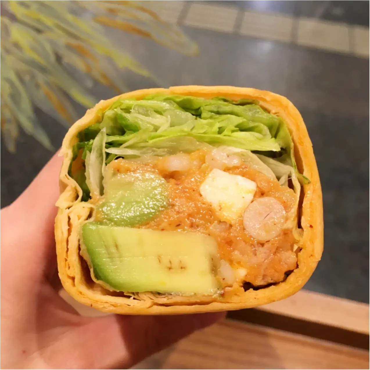 小腹にぴったり♡ スターバックスの《 サラダラップ 》が具だくさんヘルシーで美味しい♡_2