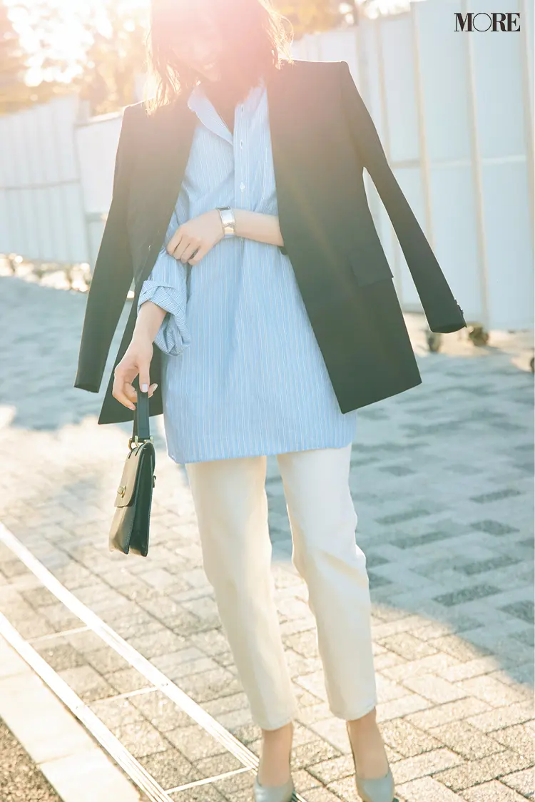 きれい色パンツみたいな淡色デニムなら履きやすい