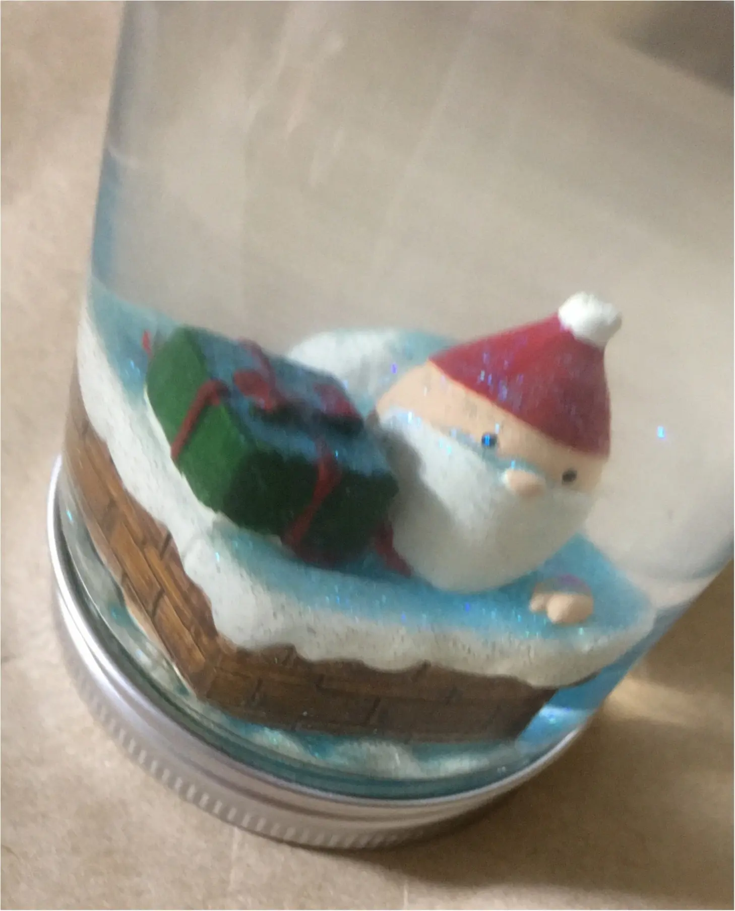 これも100円?100円ショップで買ったクリスマスグッズ。スノードームも作ってみました。_2