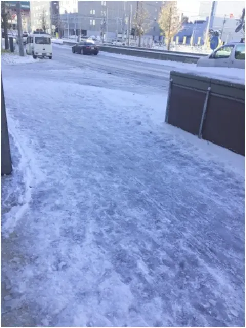 朝起きると、雪景色!!!_1