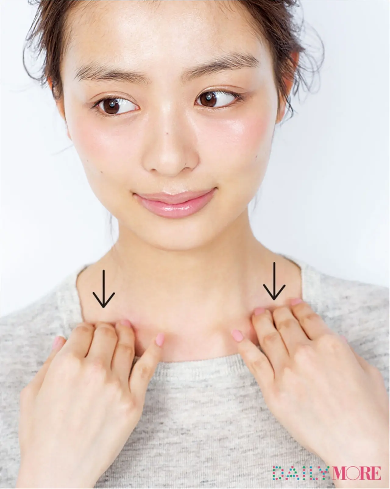 ダイエットなしでも-3キロやせ見え!? ヘア&メイク小田切ヒロの「別人級小顔マッサージ」~夜ケア編~_5