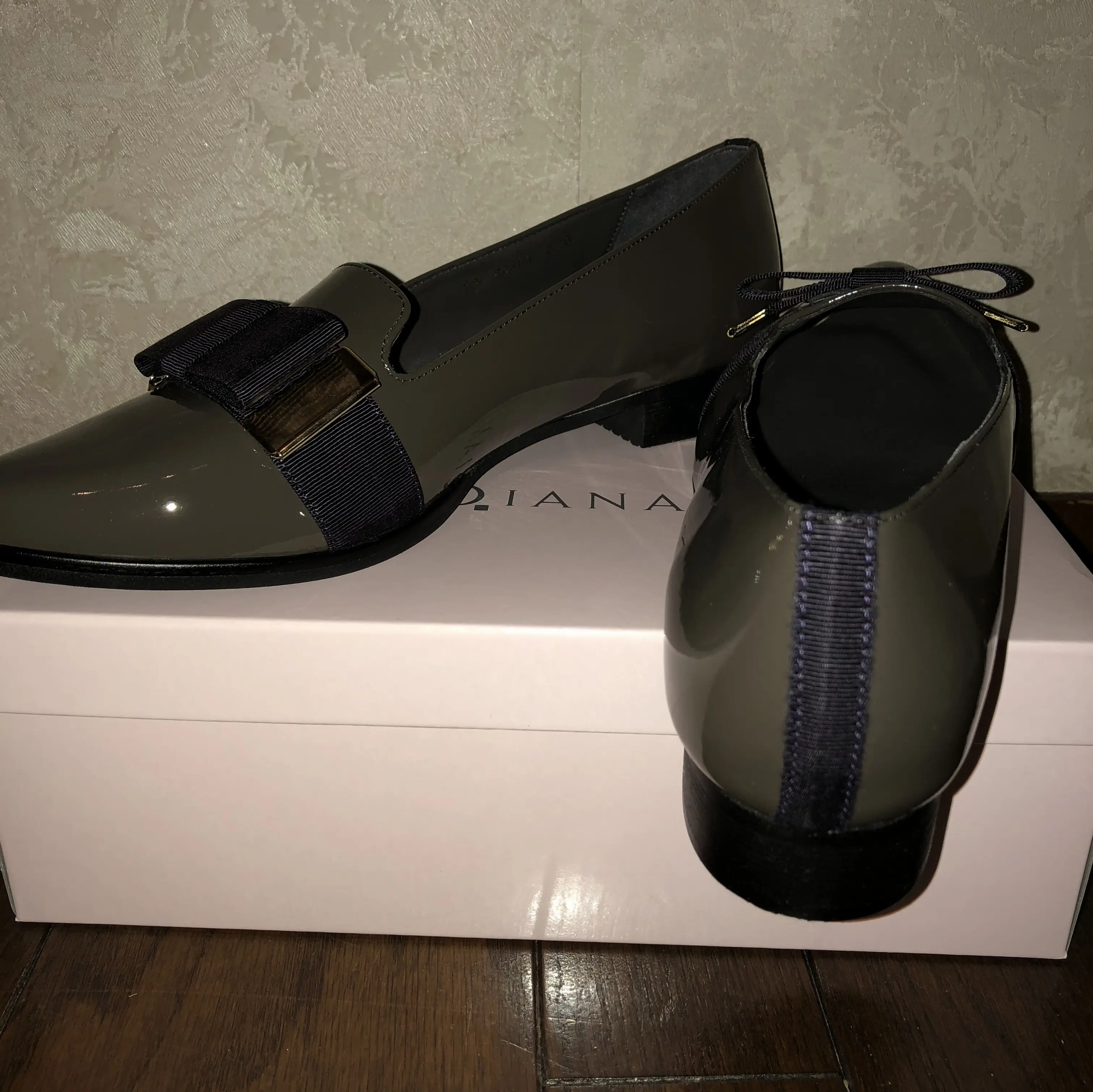 《ファッション》雨でも履ける DIANAの靴_2