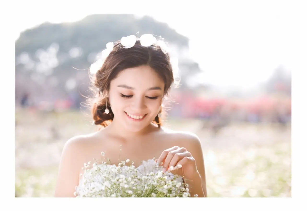 美人はみんな着ている!オフショルを美しく着る方法_1
