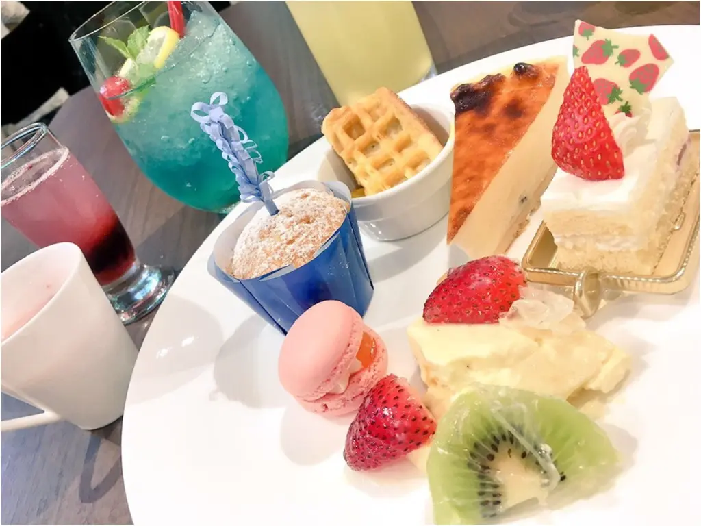 写真たくさん♡京王プラザホテルのプリンセスマーメイドプランで素敵なナイトプールタイムを♡_4