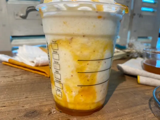 【スタバ 新作レポ】「大学芋 フラペチーノ」はまるで飲む大学芋! 再現度の高さに感動‼︎_2