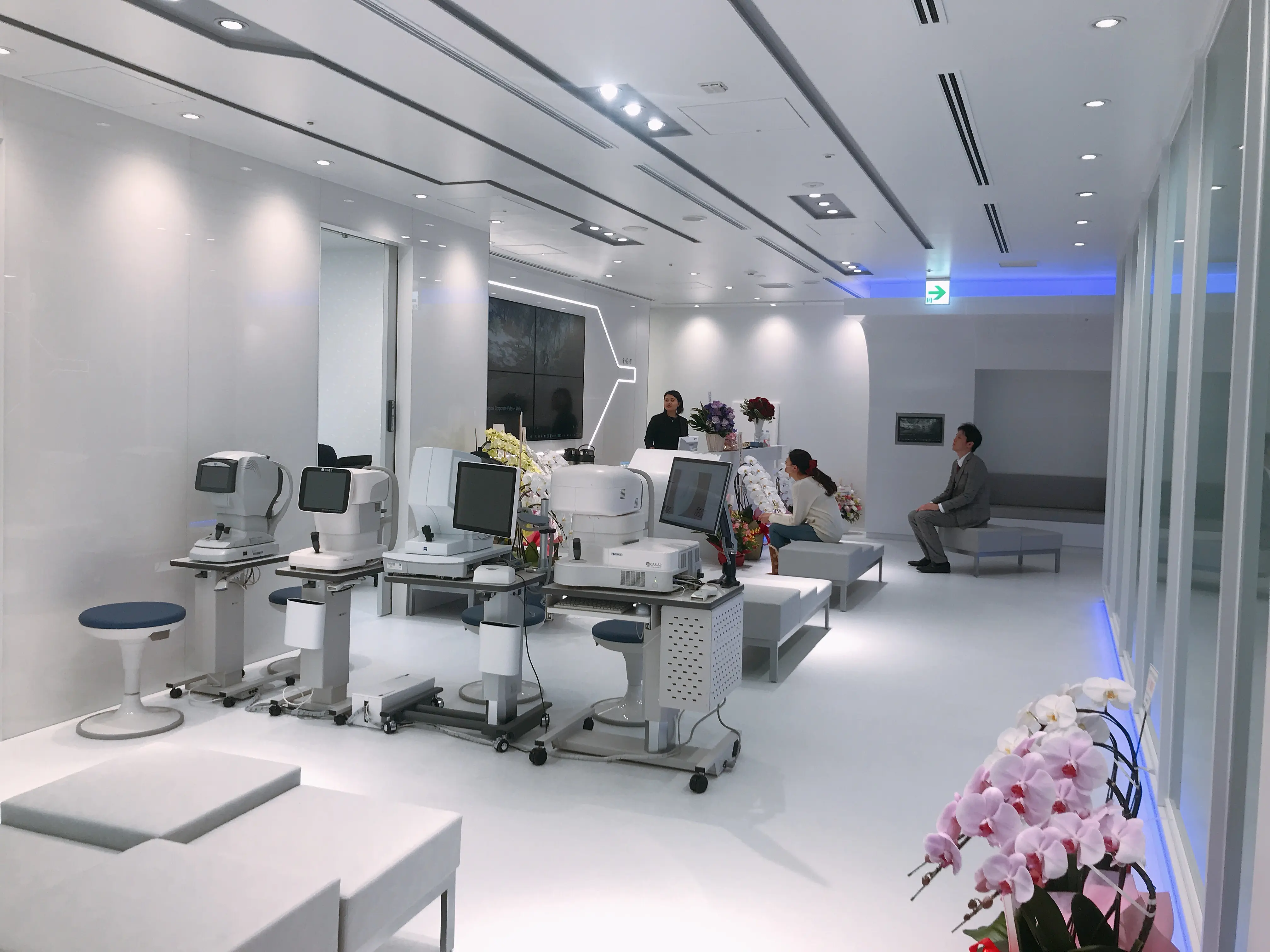東京駅直結!ホテルみたいなクリニックでストレスフリーな目元に♡_2