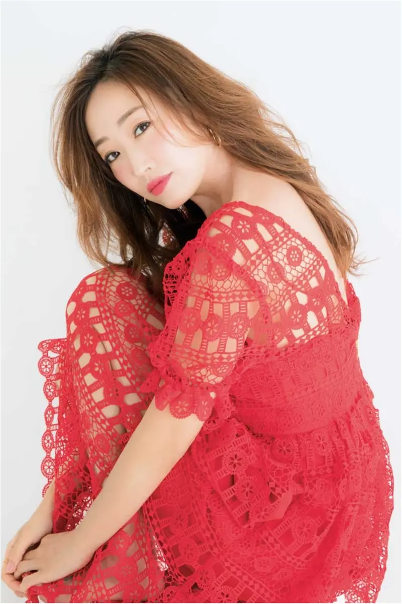 貯金ケアが重要だった! 美容家・神崎恵さんの「触りたくなるモテ肌」を手に入れる方法♡_2