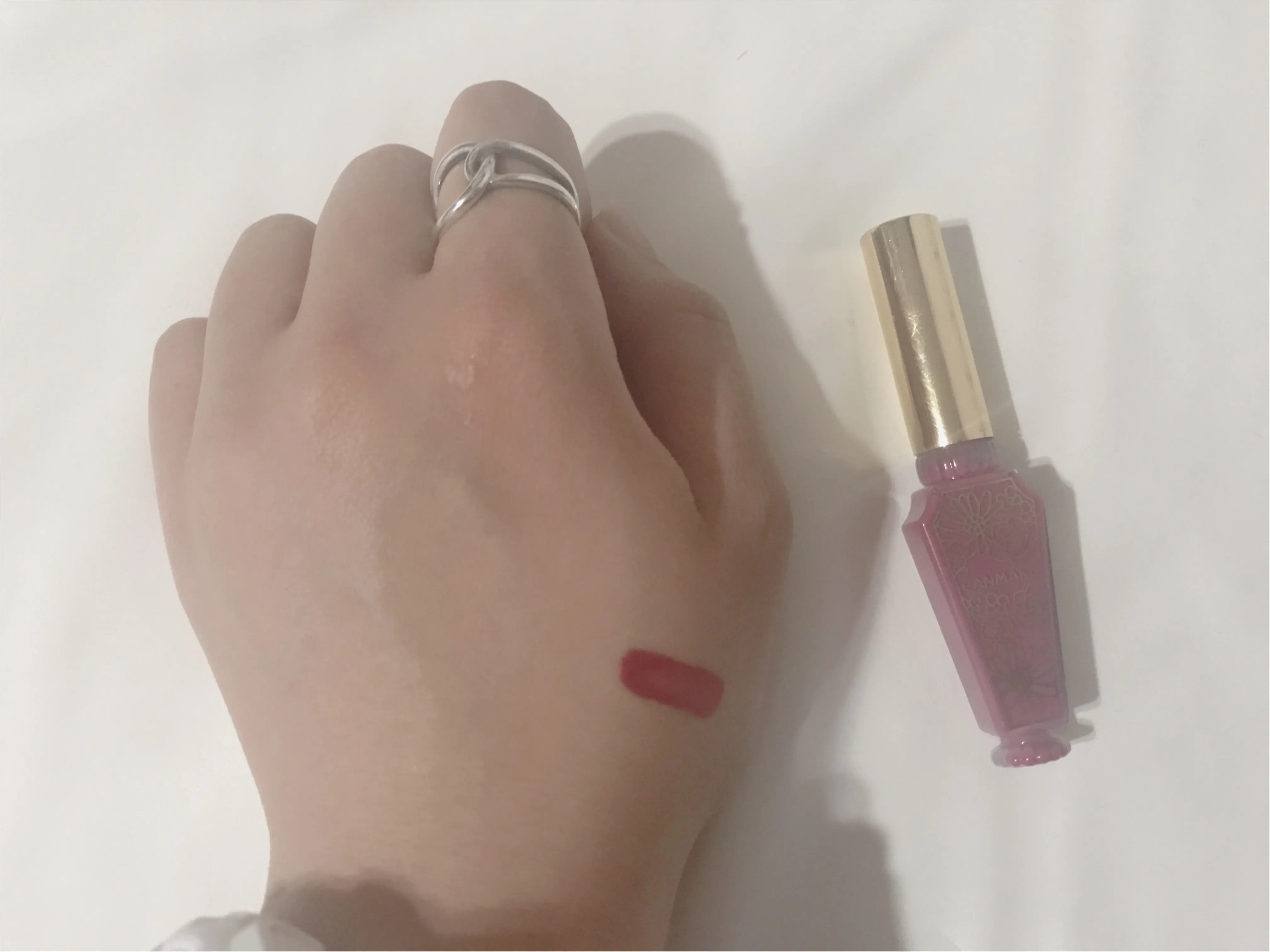 【¥650】全色買い必須♡落ちないと噂のCANMAKE"マットリップ"を試してみた!_2