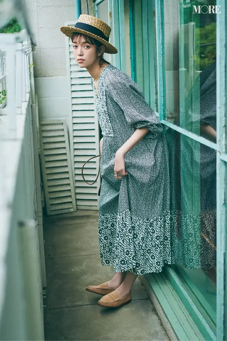 ワンピースを着た佐藤栞里