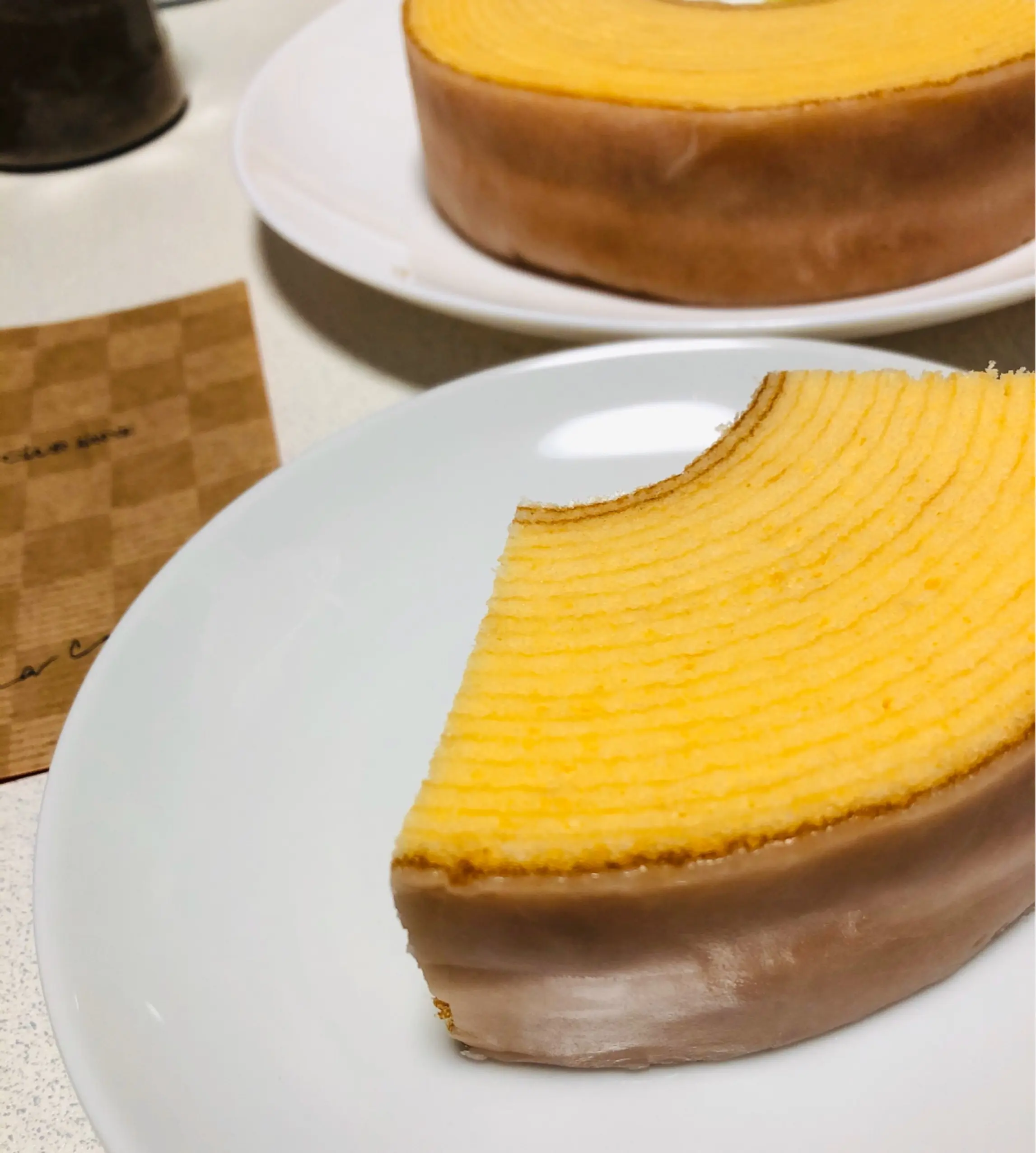 【クラブハリエ】#滋賀県 ふんわり生どら焼きが美味!可愛いバームクーヘン型ポーチの中にはパイが(*´꒳`*)_8