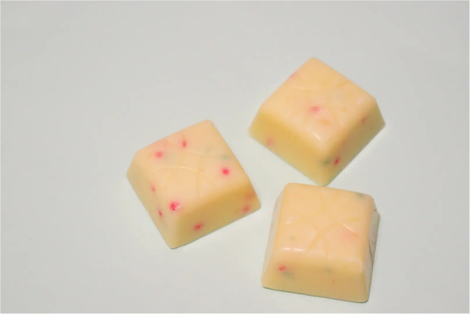 パチパチ食感が楽しめる♪【31〈サーティワン〉】のあの人気フレーバーがチョコレートになって登場中♡_3