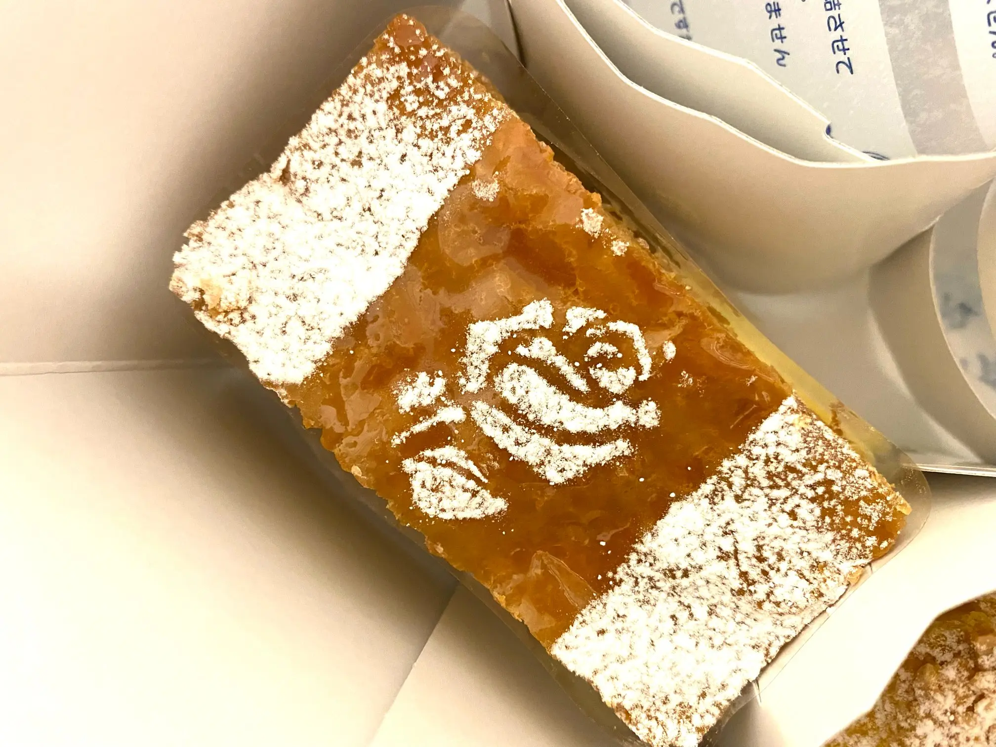 白金高輪駅にある《パッション ドゥ ローズ》はインパクトのあるケーキ屋♡_8
