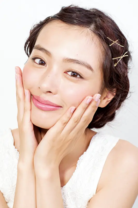 間違えたら劣化する!? over26歳のための「スキンケアの常識」【化粧水編】_1