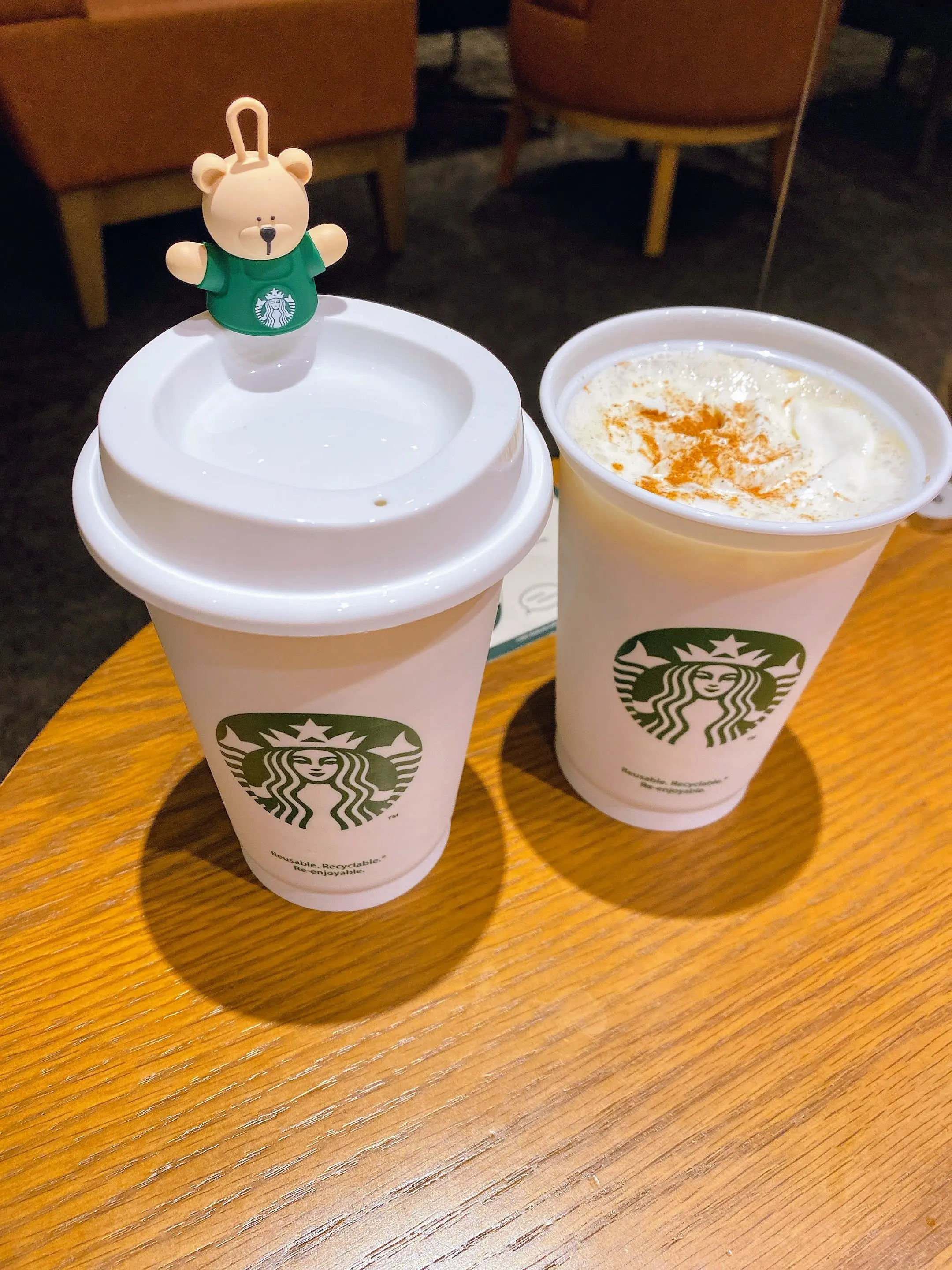 【スタバ再販】見たらすぐ買って!2月に即完売したかわいすぎる『ベアリスタ』キャップが再び店頭に。_2