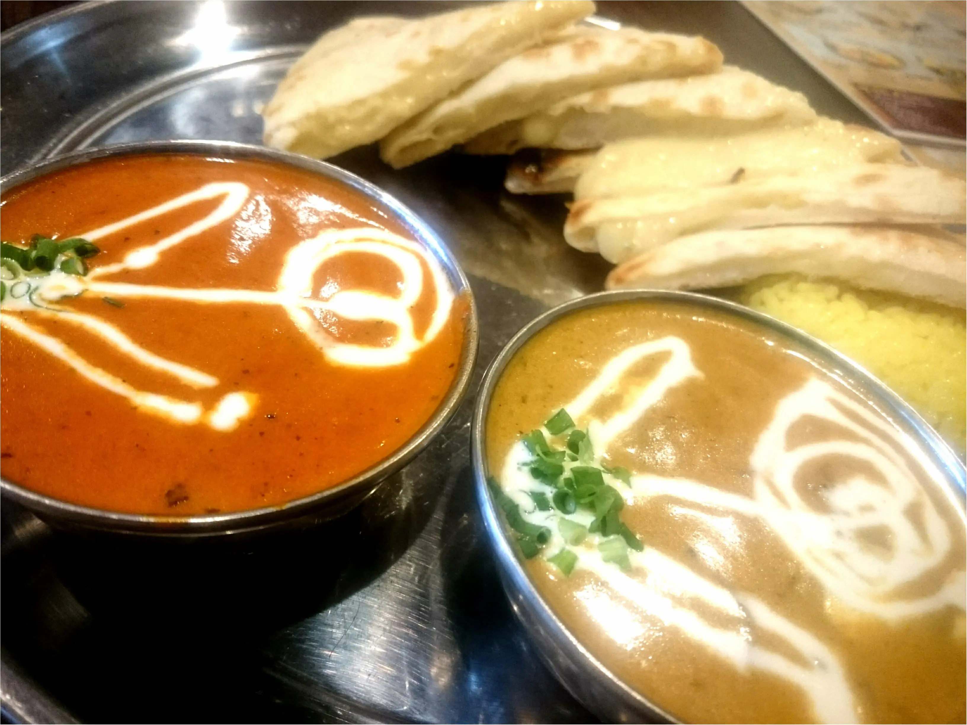 念願のチーズナン。水道橋界隈はカレーのお店がたくさん_5