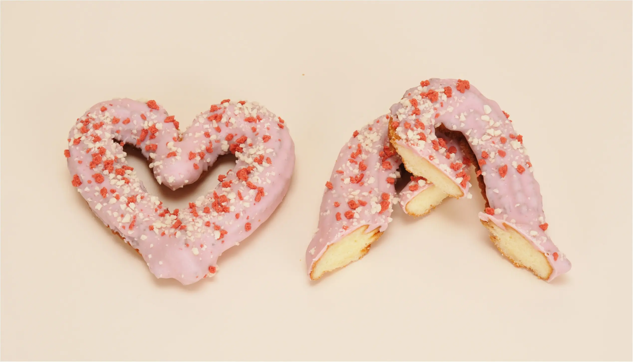1月15日はいちごの日♡ 『ファミリーマート』にいちごをたっぷり使ったスイーツやパンが登場!_2