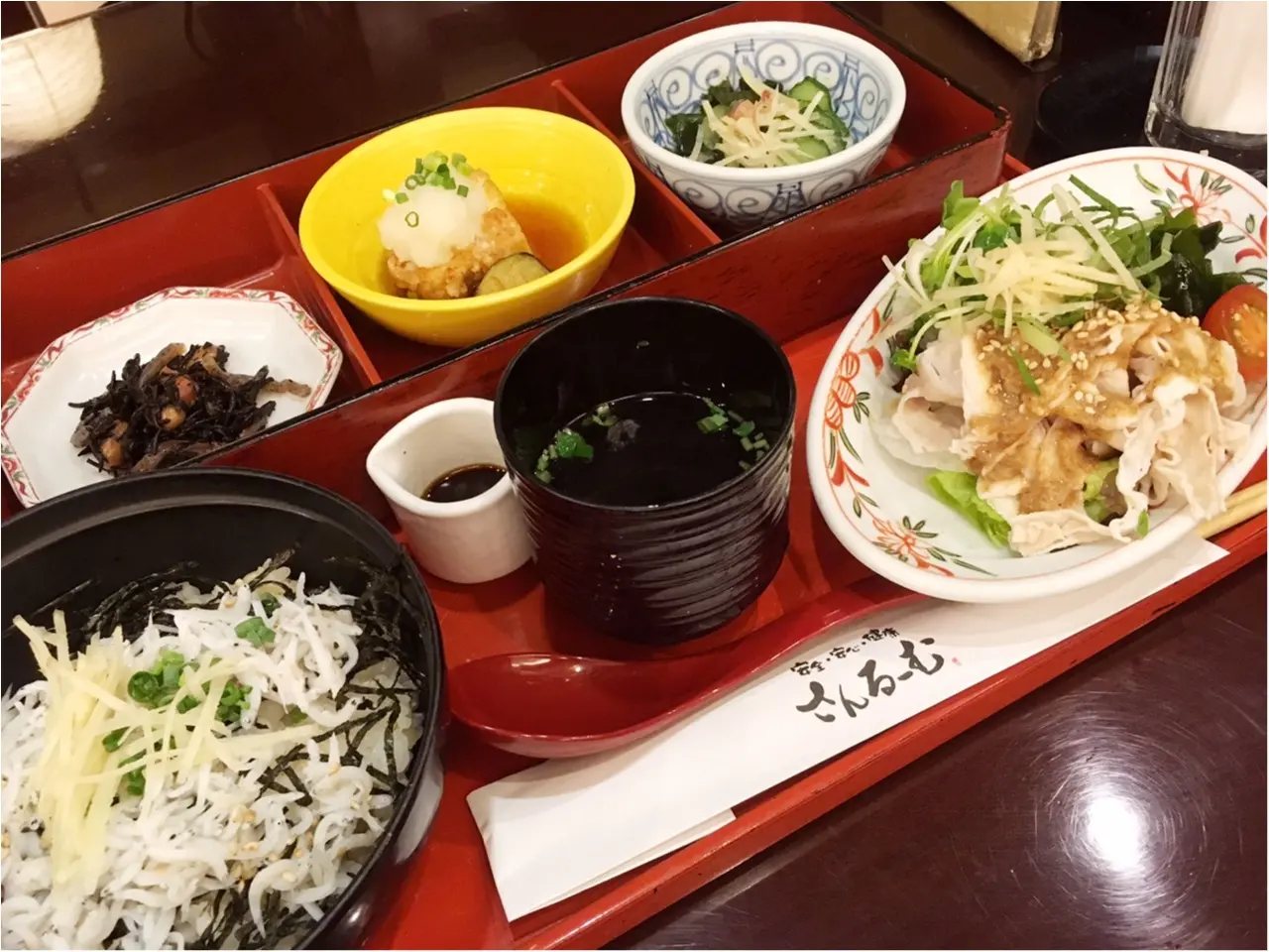 『さんるーむ』のしらす丼にハマってます♡♡♡_1