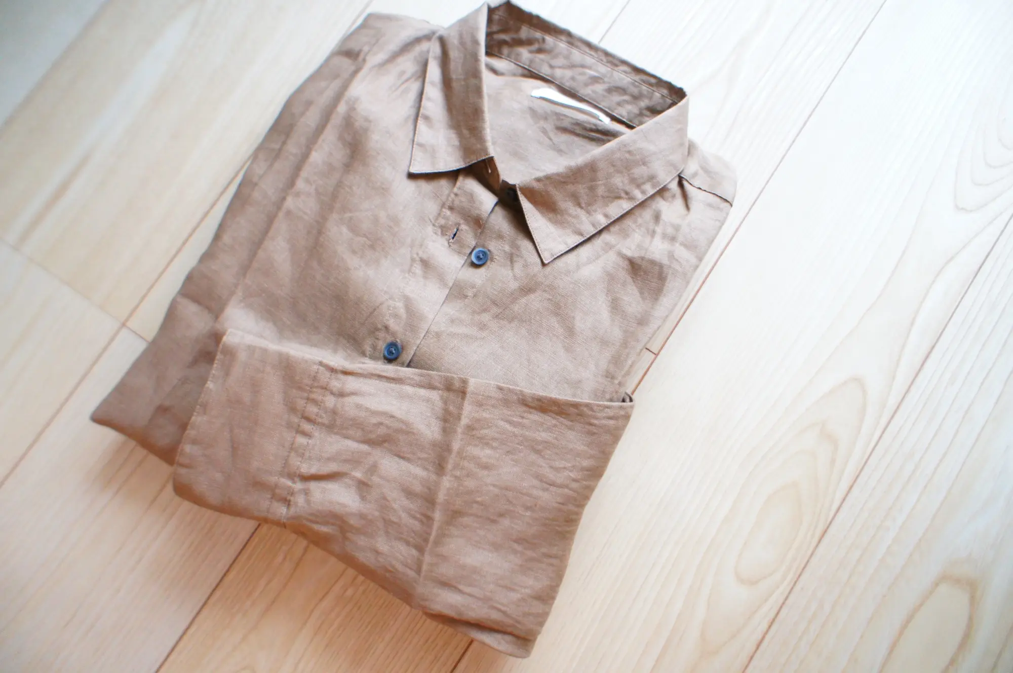 《週5で#ユニジョのリアルコーデ》【UNIQLO❤️】季節の変わり目に使えるブラウンシャツ☻_1