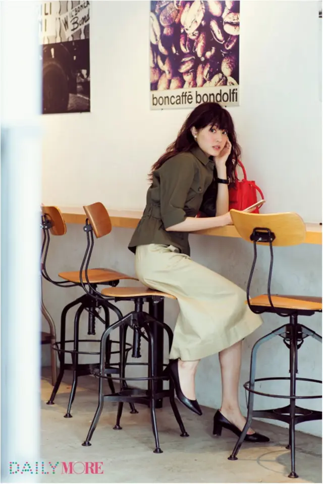 【今日のコーデ/佐藤ありさ】打ち合わせ三昧の金曜日はアースカラーで美女度UP!_1