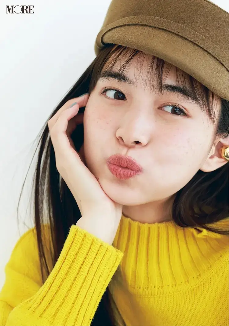 きらきらメイクをした井桁弘恵