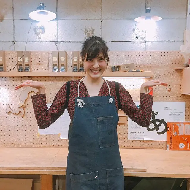 ありさ姉ちゃん(佐藤ありさ)がしーちゃん(佐藤栞里)の連載に登場!?【撮影オフショット】_1