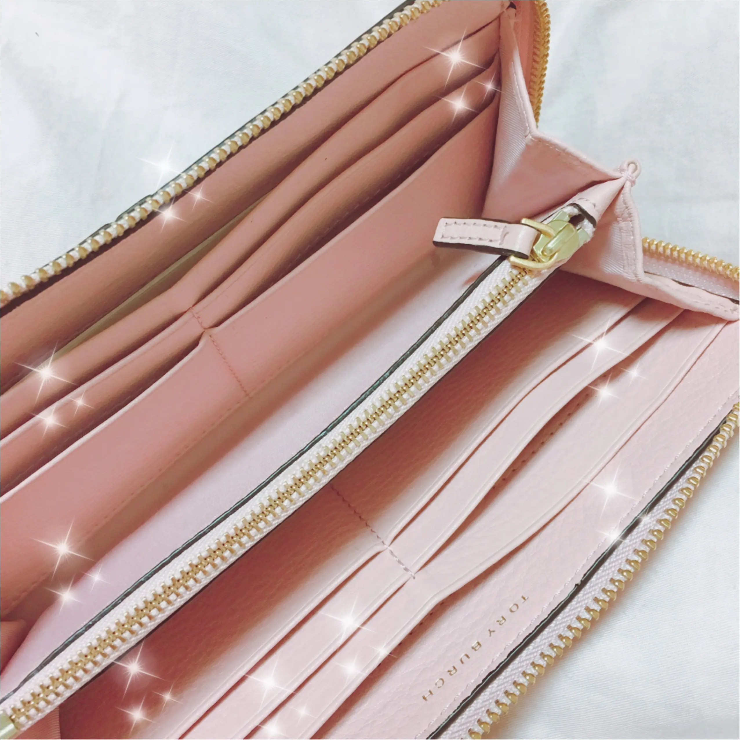 《恋愛運UPに効く最強カラー★》【TORY BURCH】でピンクの財布を新調しました❤️_4