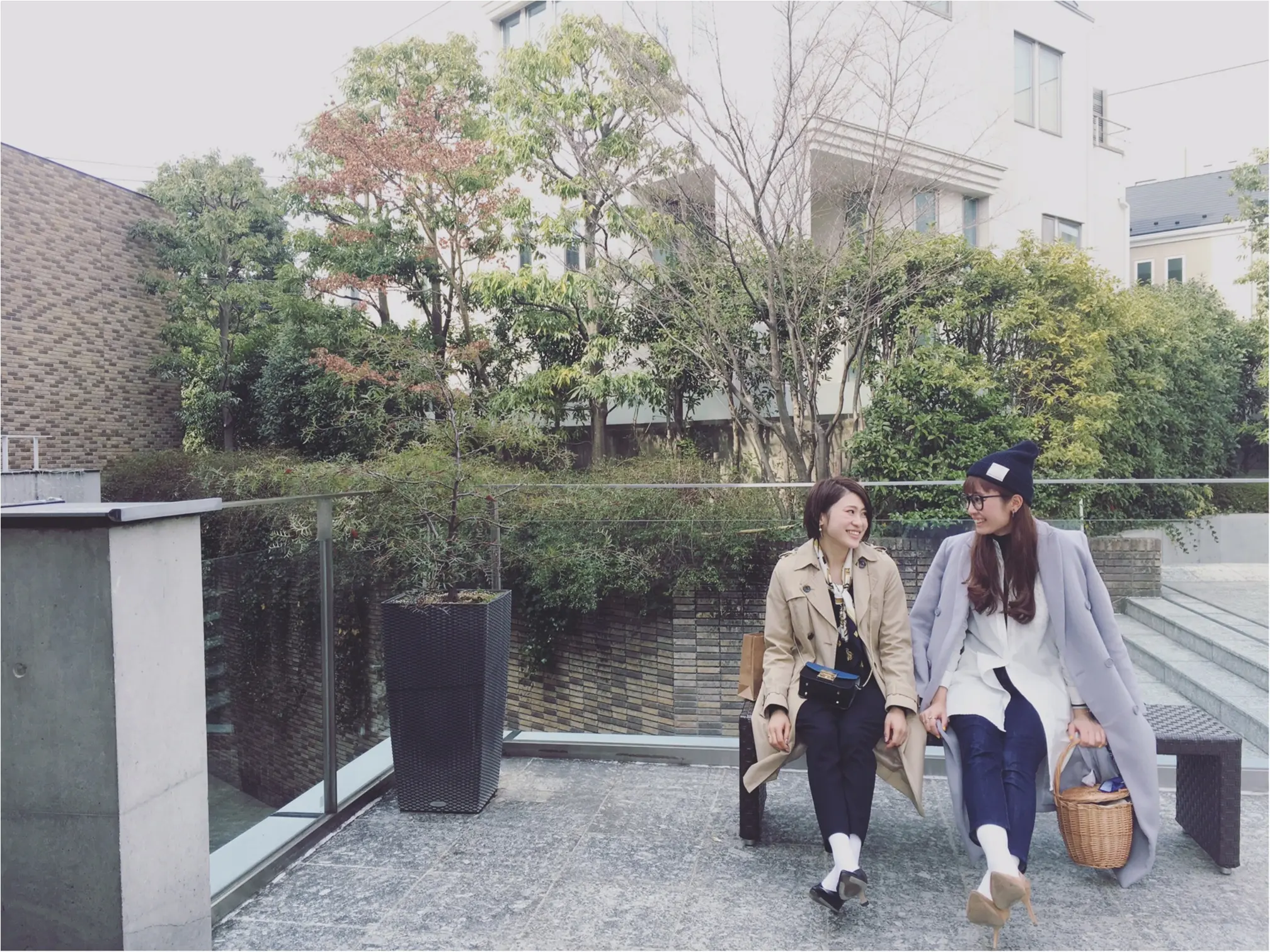 Coordinate...ブラックコーデにスカーフと白ソックスをプラスして、おしゃれなあの子と代官山デート♡_7