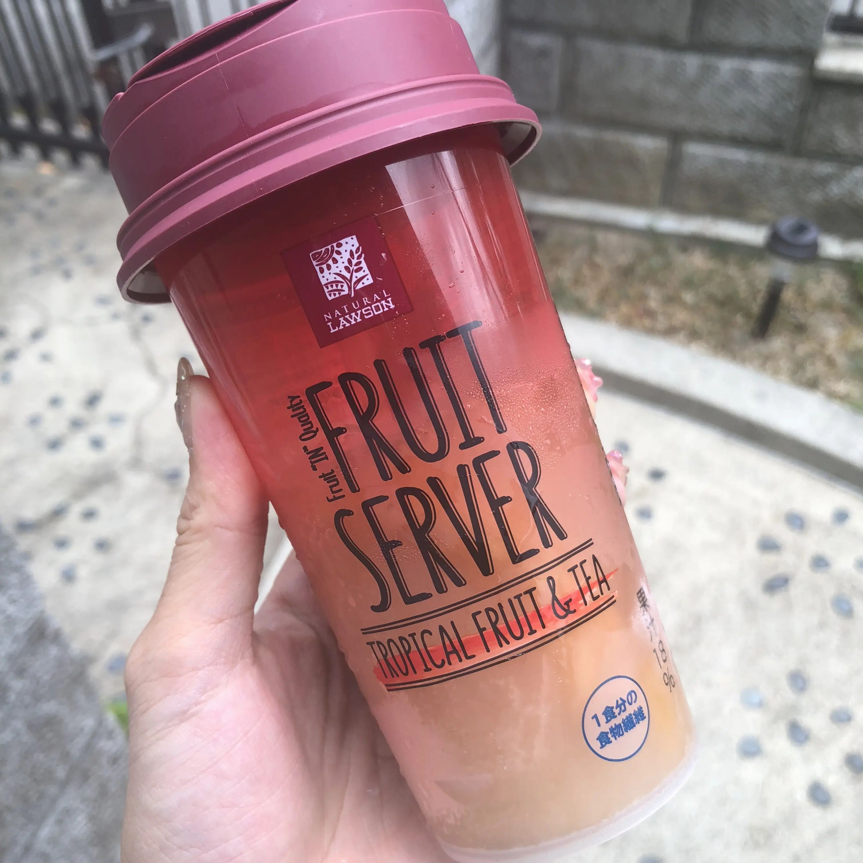 ローソン FRUIT SERVER♡TROPICAL FRUIT&TEA♡コンビニで見つけたtropical drink_5