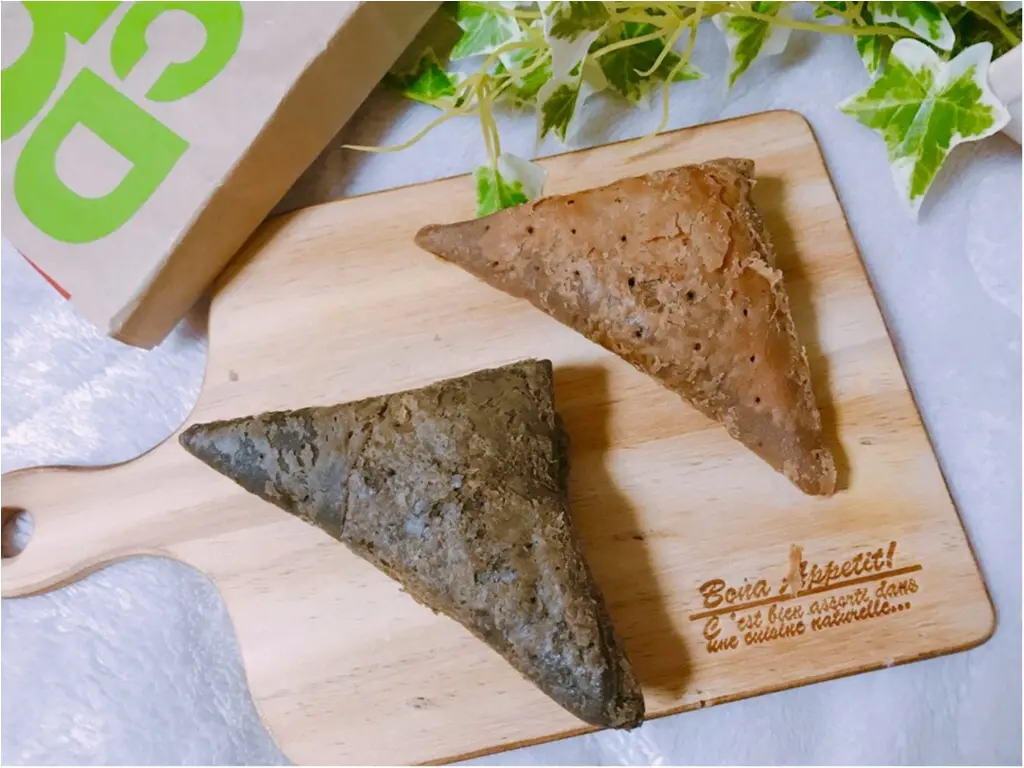【マクドナルド】の定番スイーツ❤︎《三角チョコパイ》がプレミアムに!でもプレミアムって何が違うの!?徹底比較してみました★_3