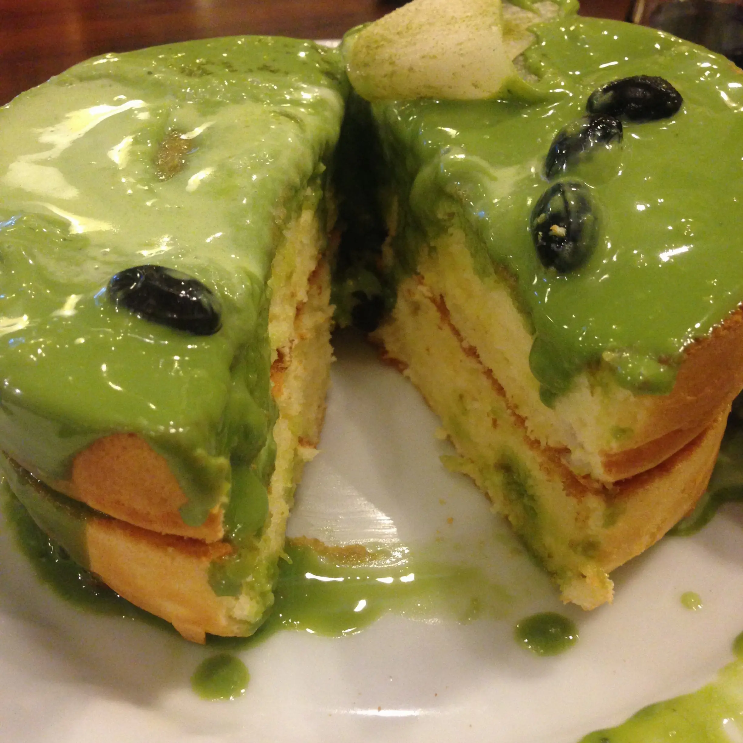 抹茶好きにはたまらない!!宇治抹茶のスフレパンケーキwith黒蜜★@星乃珈琲_10