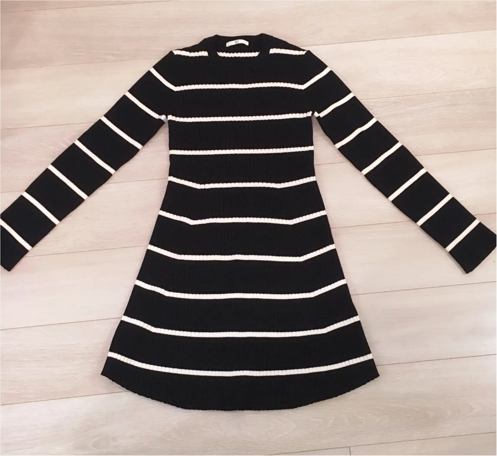 Sly 購入品 ワンピース コルセットベルト そのワンピースを使った私服公開 Moreインフルエンサーズブログ Daily More