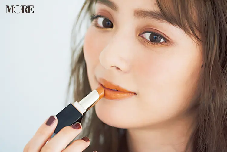 内田理央の私物コスメを大公開! 『SUQQU』や『セルヴォーク』のリップ、『RMK』のアイシャドウに注目_4