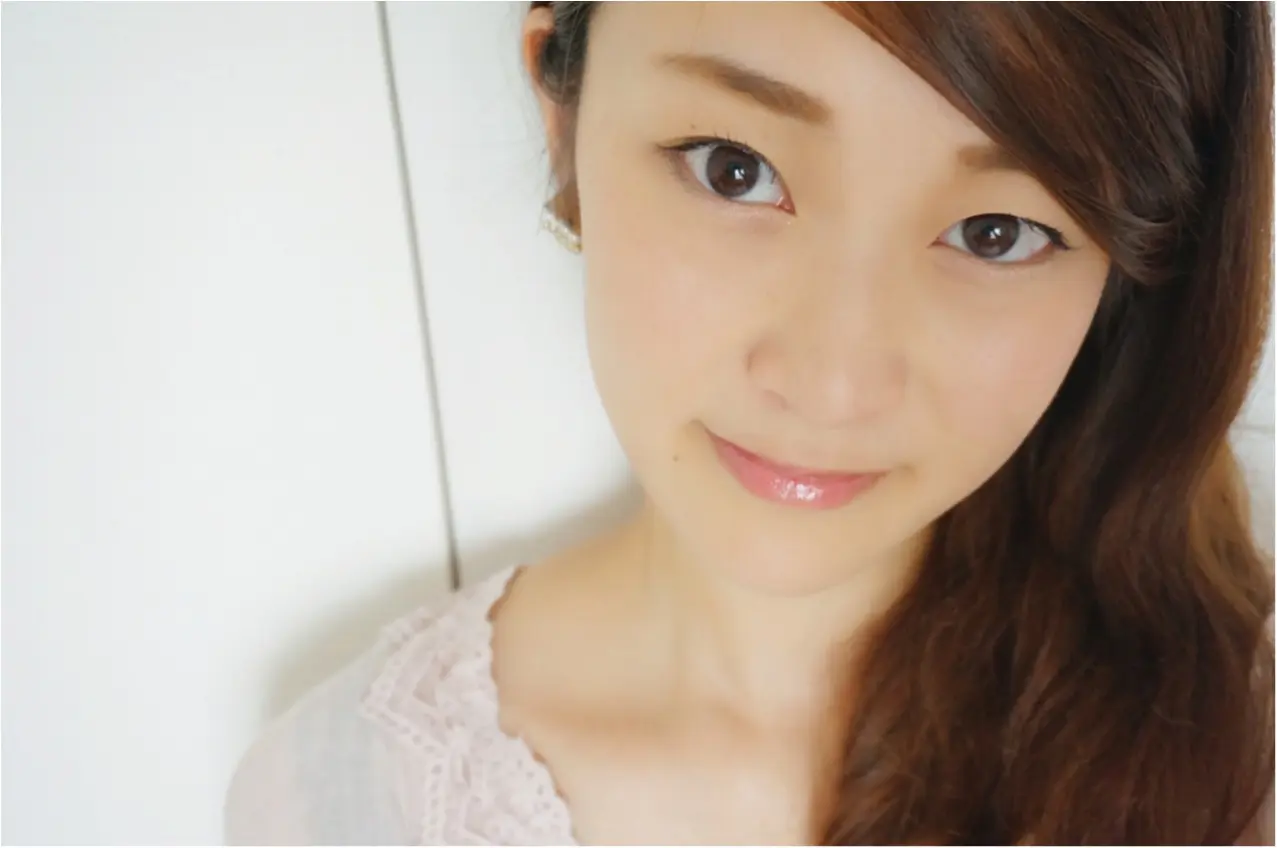 【佐藤ありさちゃんがお手本✨】大好きピンク❤️を大人っぽく着こなす方法は〇〇を選ぶこと!_3