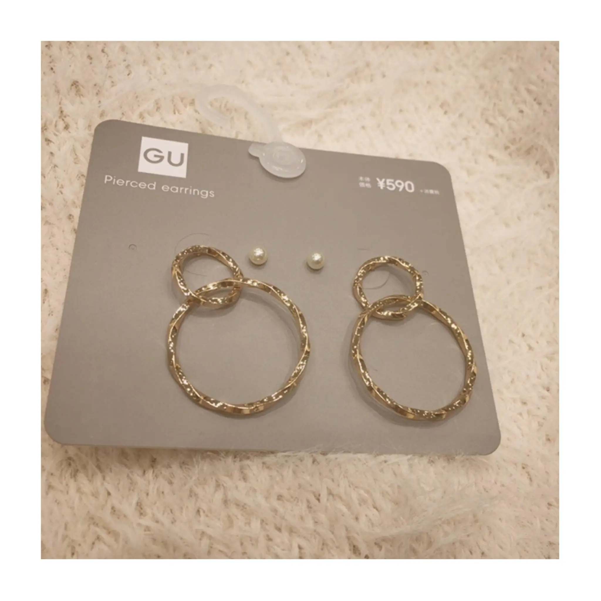 思わずまとめ買いしたくなる!《¥590のプチプラアクセ❤️》【GU(ジーユー)】のピアスが高見えで使える✌︎❤︎_3